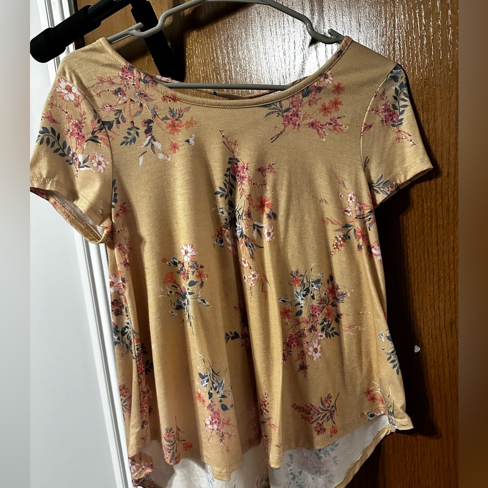 Yellow Floral So Top with Back Detail